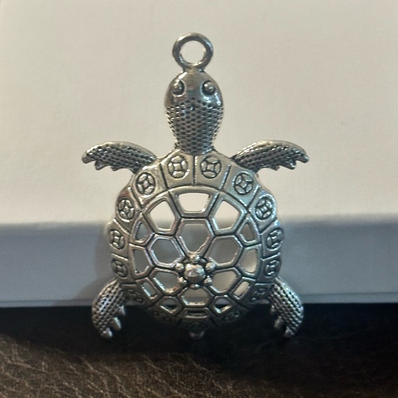 NWOT Silver Open Cuora Trifasciata Sea Turtle Large Charm Pendant for Necklace - Picture 3 of 6